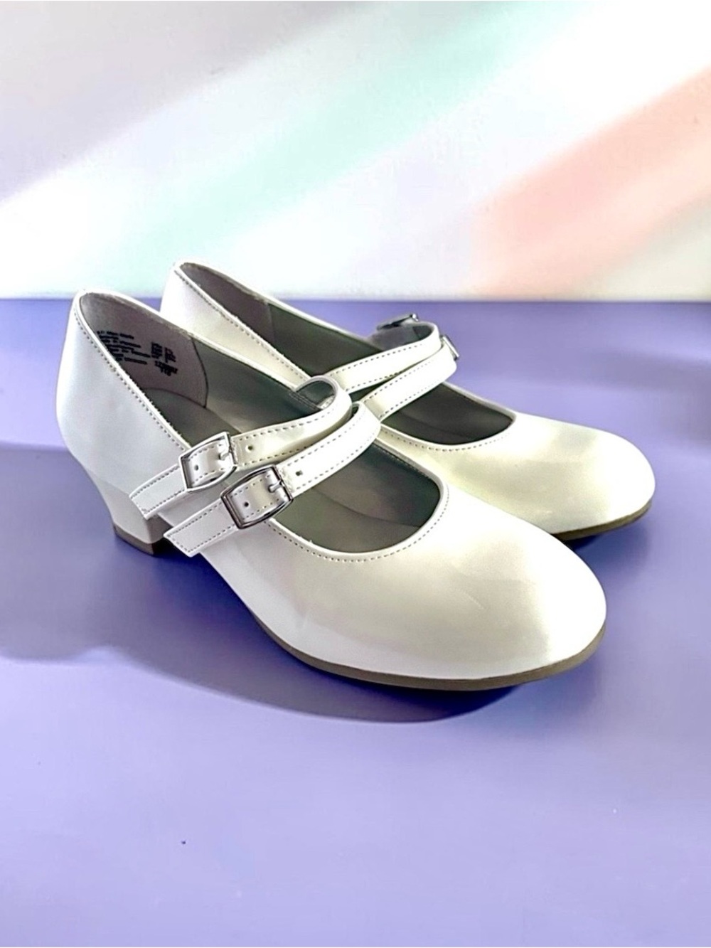 American Eagle Dress Heels White Patent Girls Size 2.5 Excellent Condition